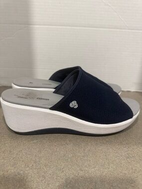 Navy Slide Wedge Sandals — Comfort Footwear